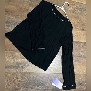 NWT extremely soft sleep top